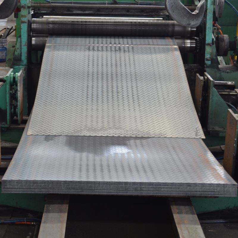 High Strength Hot Dipped Galvanized Q235b Standard Checkered Sizes Astm A36 Mild Steel Chequered Plate